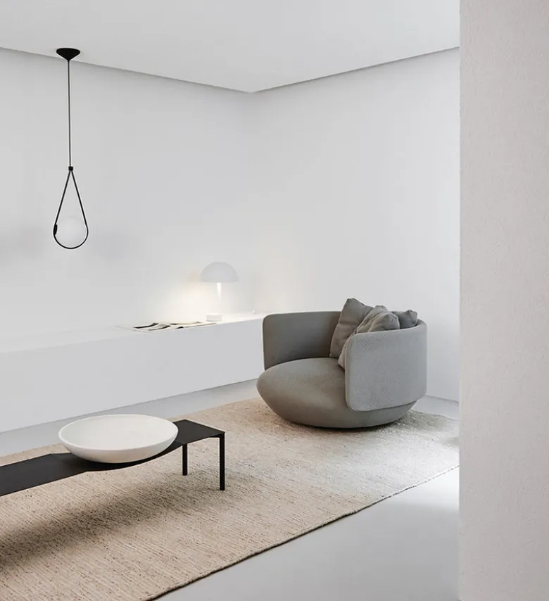 Baixa Lounge Chair