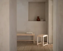 Bench 01