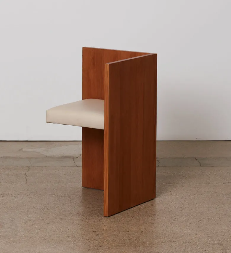 C Chair