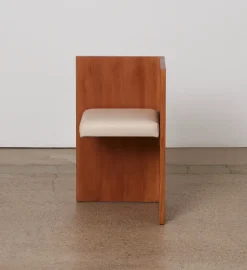 C Chair
