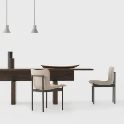 Cadre Chair
