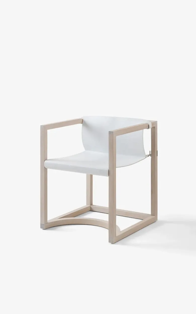 Capa Chair