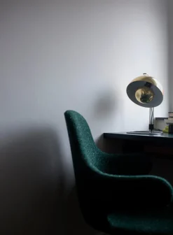 Catch Chair JH2