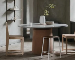 Chair 01