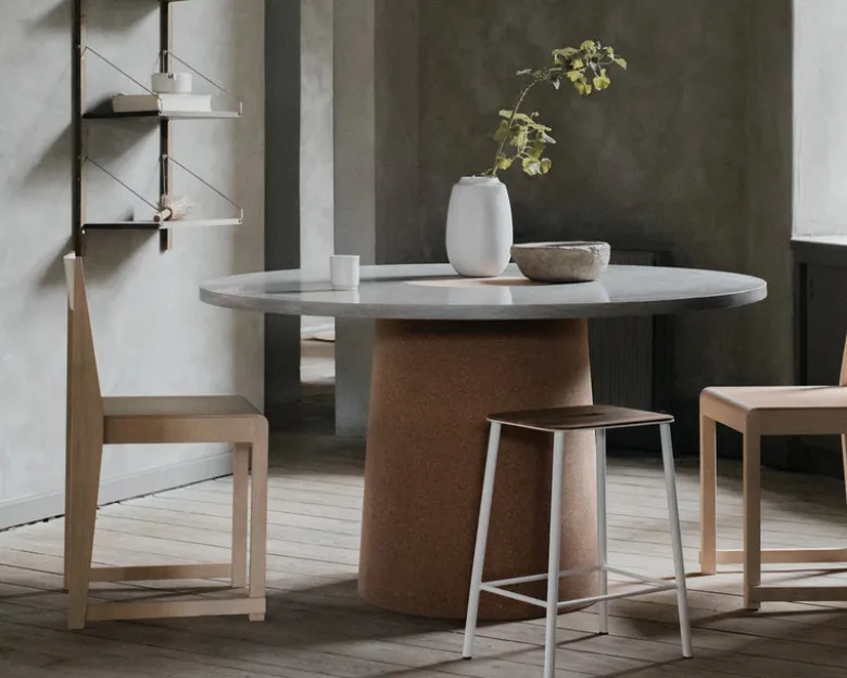 Chair 01