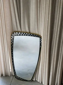 Dorian Mirror