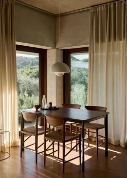 Drip HW116 Table