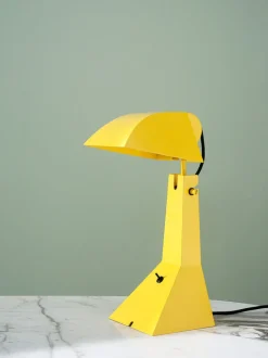 E63 Lamp