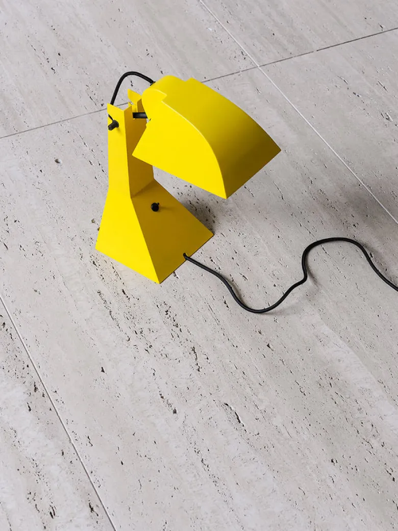 E63 Lamp
