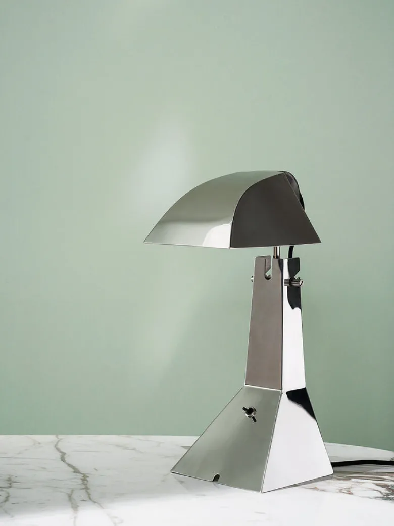 E63 Lamp