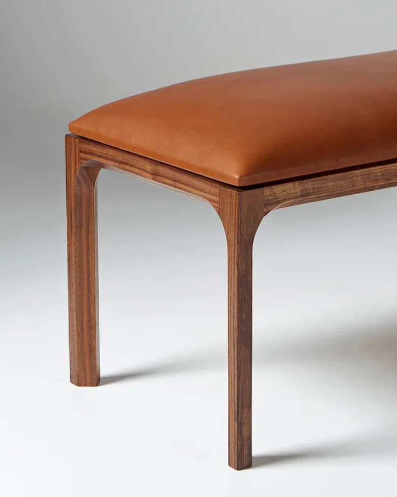 Entre Bench - Walnut
