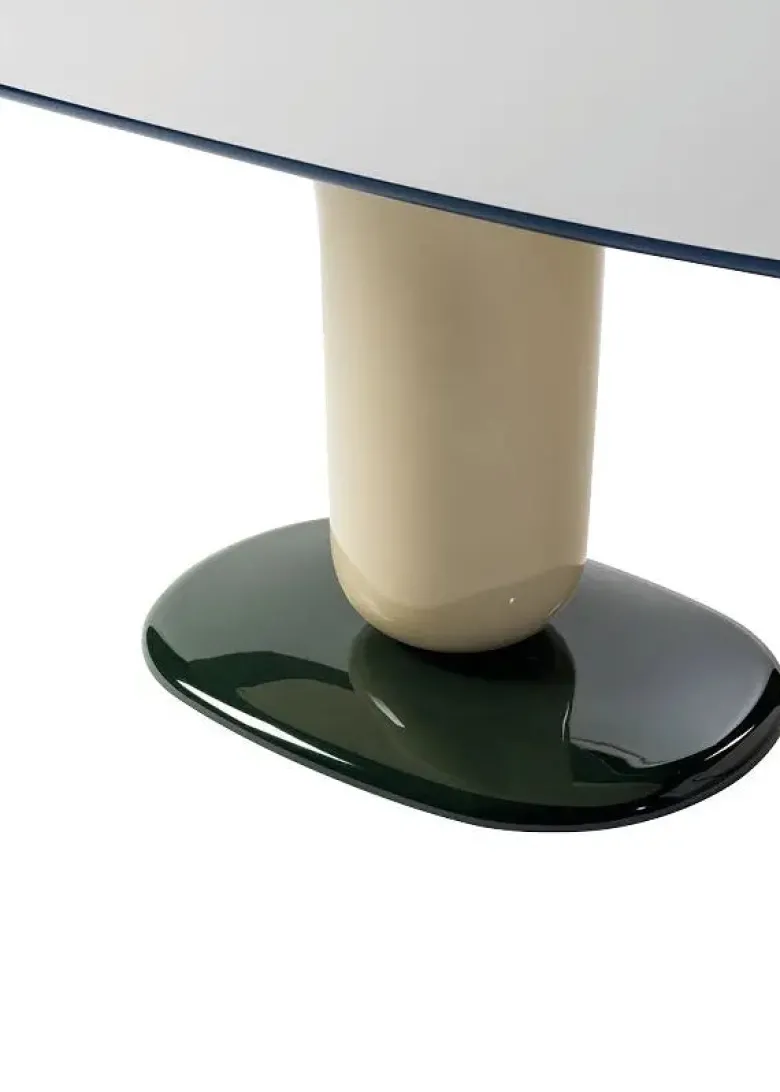 Explorer Dining Table 5