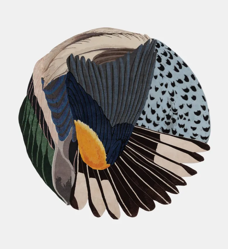 Feathers Round