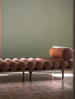 Five to Nine Daybed