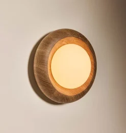 Humboldt Sconce 01