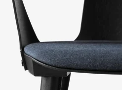 In Between Chair SK2