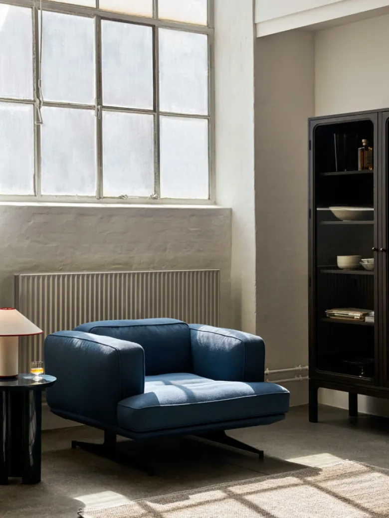 Inland AV21 Chair