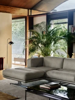Inland AV42 Sofa