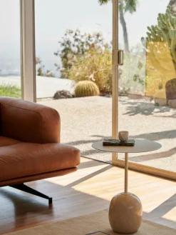 Inland AV22 Sofa