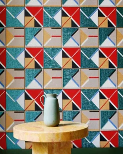 Ionik Side Table