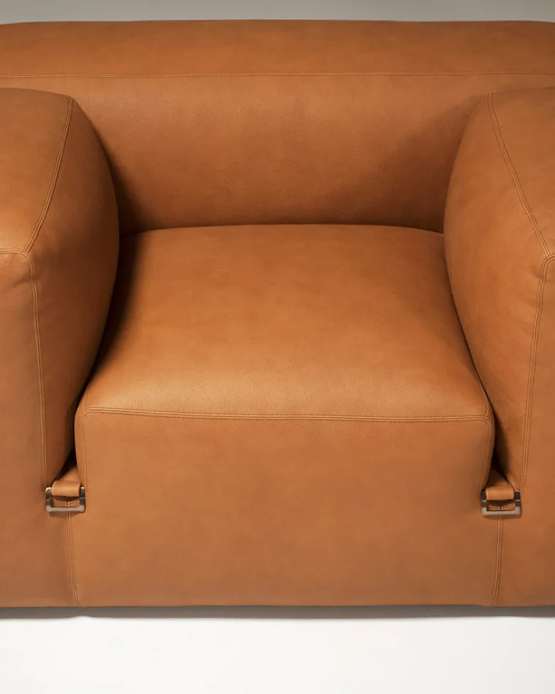 Le Mura Armchair Wool Fill