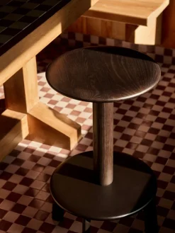 Massif AV39 Counter Stool