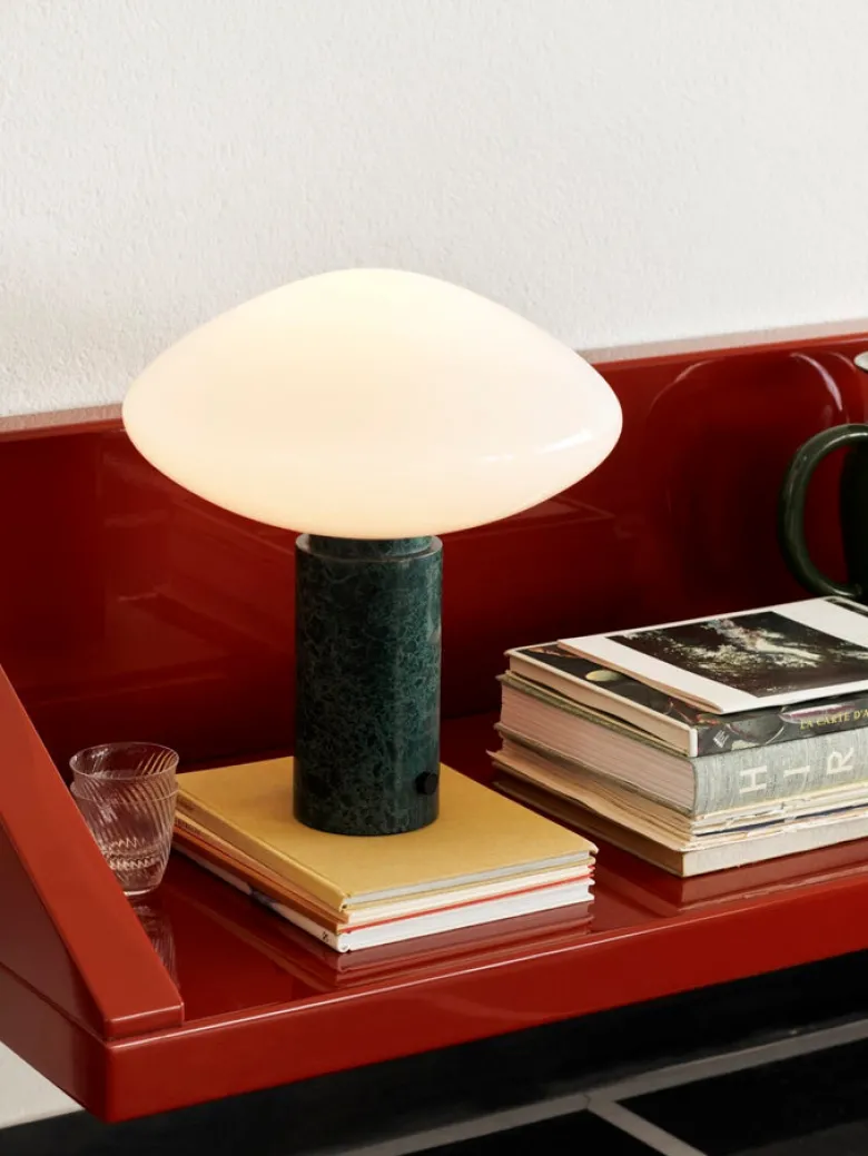 Mist AP17 Table Lamp
