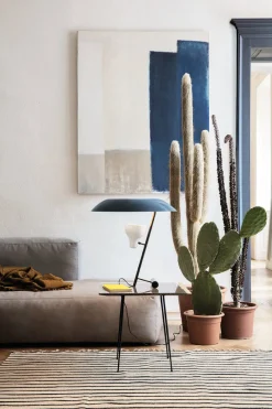 Model 548 Table Lamp