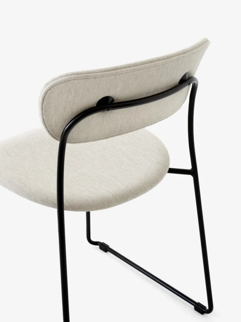 Pavilion AV53 Chair