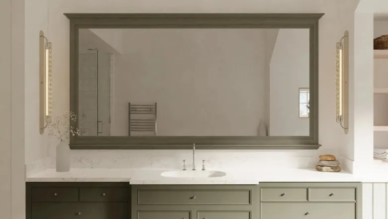 Phaedra Sconce