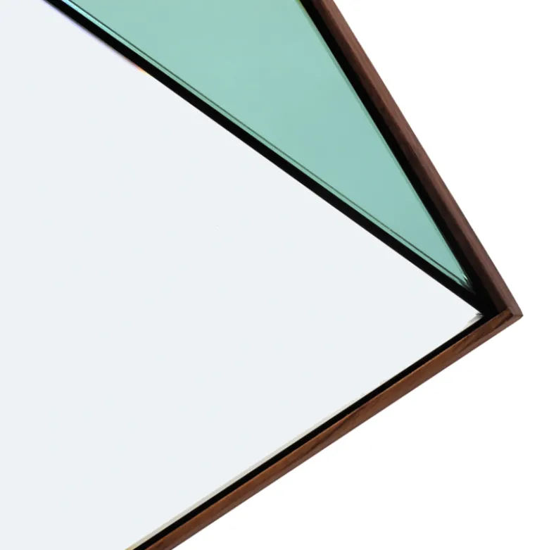 Pyramid Mirror