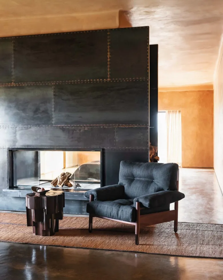 Sella Armchair