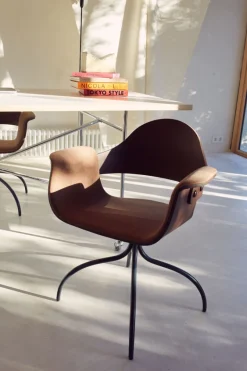 Showtime Chair