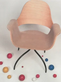 Showtime Chair