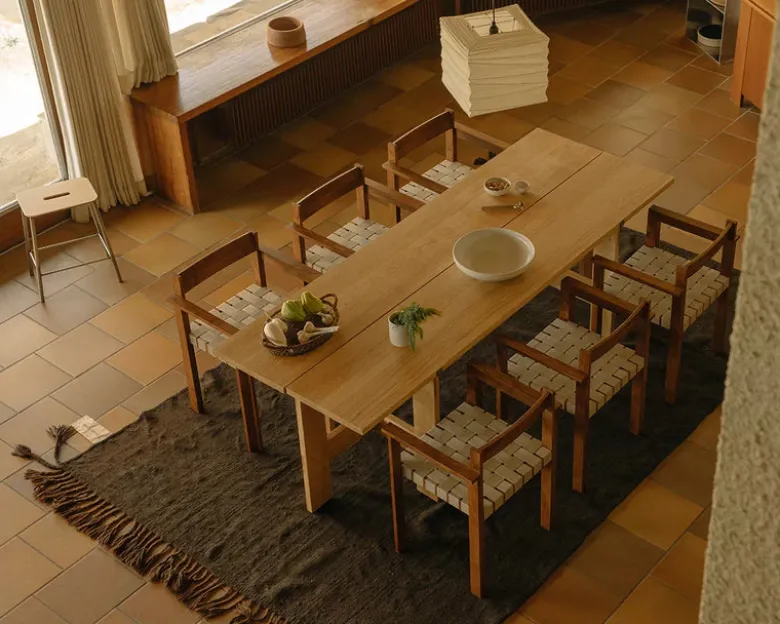 Symmetry Armrest Chair
