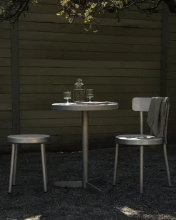 Tasca Table