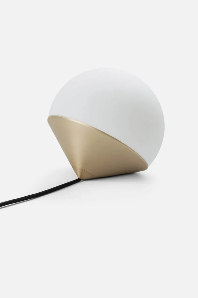 Tombo Lamp