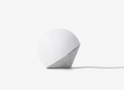 Tombo Lamp