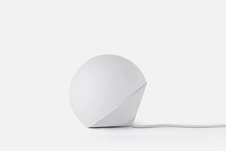 Tombo Lamp