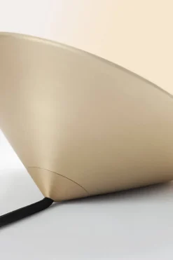 Tombo Lamp
