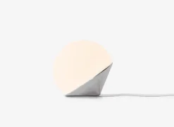 Tombo Lamp