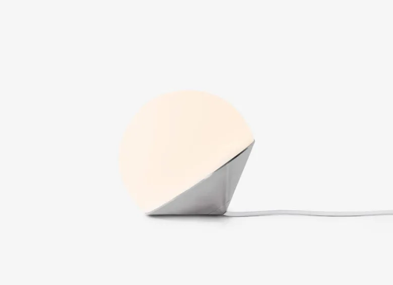 Tombo Lamp
