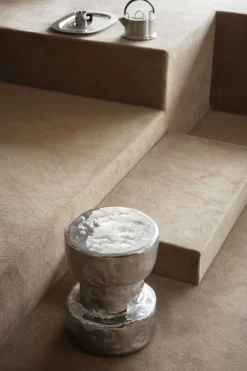 Torso Low Table