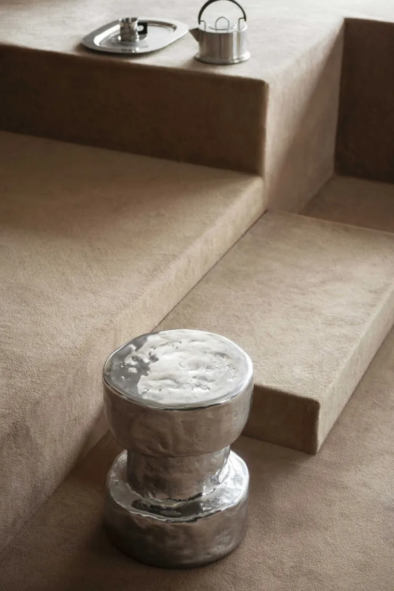 Torso Low Table