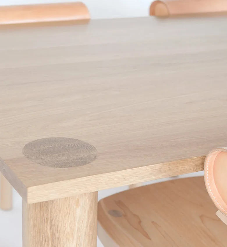Una Dining Table