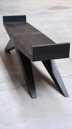 V-bench