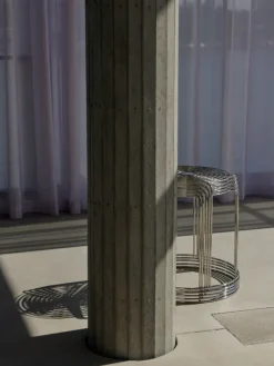 Wire stool VP11